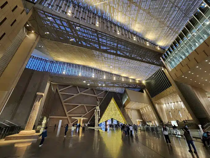 VIP Kair + Grand Egyptian Museum z Hurghady